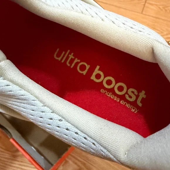 Adidas White and Gold Sneakers - Picture 5 of 7